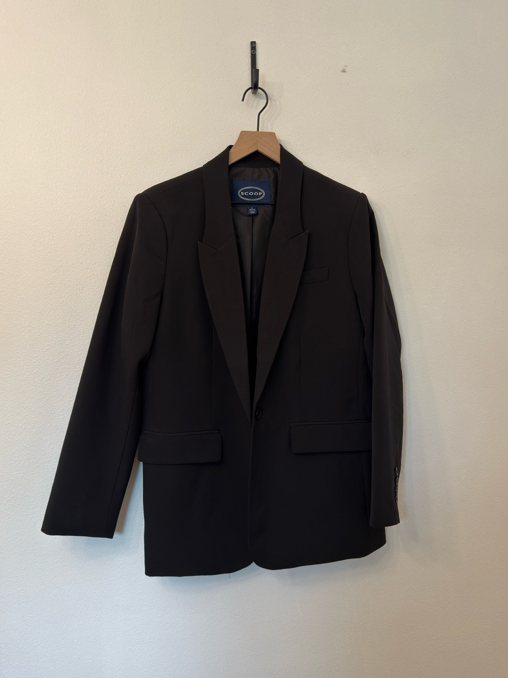 Scoop Black Tailored Blazer - Women's Single-Button Suit Jacket